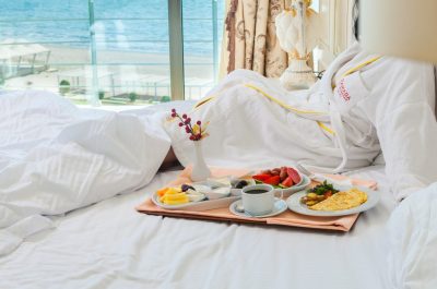DELUX VILLAS The Deluxe Villa promises budget-friendly exclusivity with state-of-the-art facilities and modern home comforts.