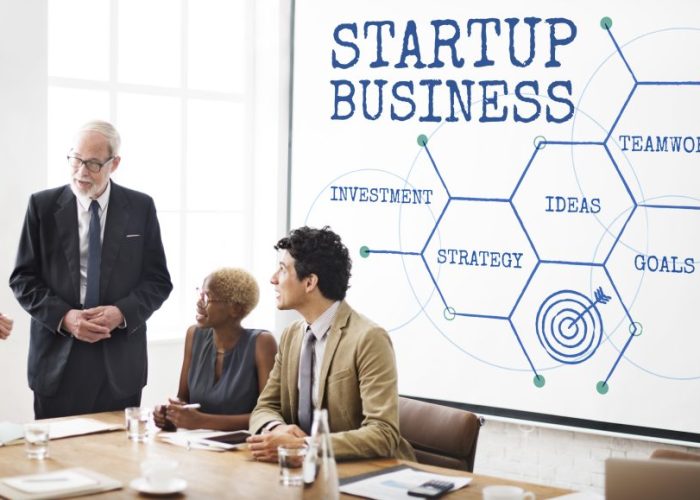 Startup business planning photo by fathimathul fida